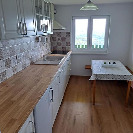 Vila Vikend Hisa Vrhe Senovo Exteriér fotografie